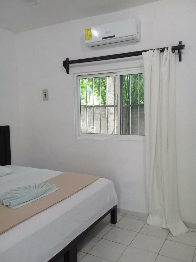 Hotel 41 Valladolid Екстер'єр фото