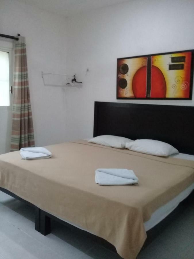Hotel 41 Valladolid Екстер'єр фото