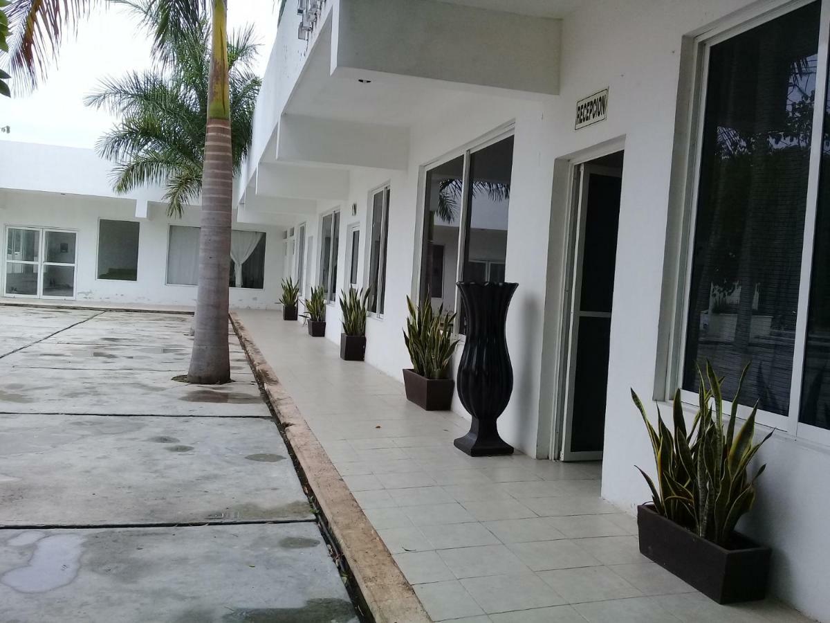 Hotel 41 Valladolid Екстер'єр фото